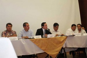 Gobernador solicitó a parlamentarios y a la Nación efectiva inversión en vías