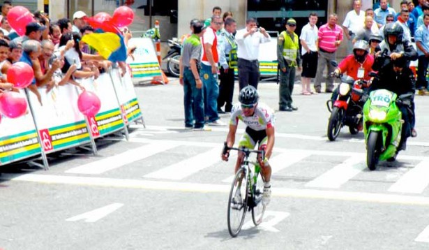 Mauricio Ortega gana en Floridablanca y es el nuevo líder de la prueba