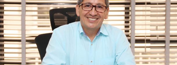 El nuevo Director Regional del SENA en Santander, José Wilson Carrero Maldonado, se considera un padre dedicado a su familia y disciplinado en sus labores profesionales.